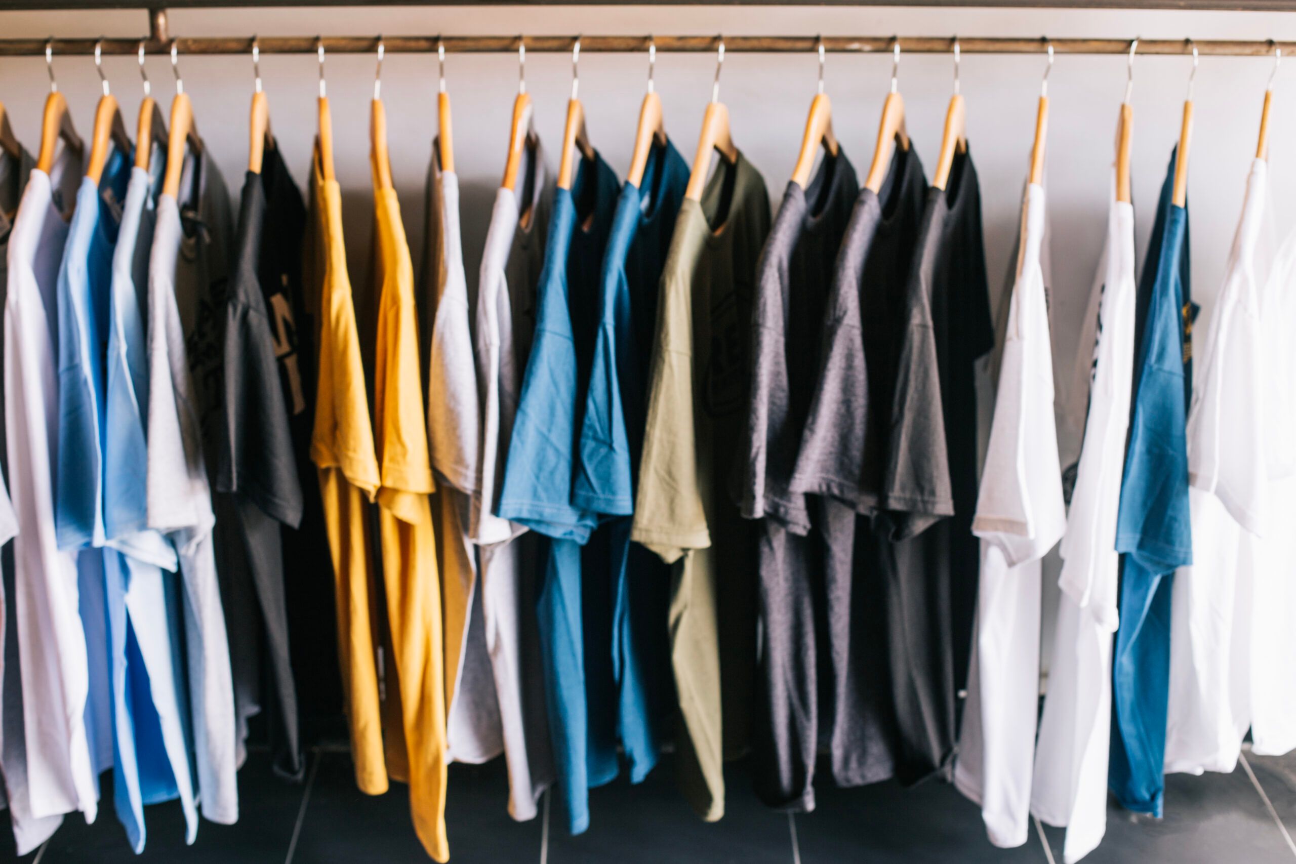 Online Geld verdienen leicht gemacht: Dein Weg zum erfolgreichen T-Shirt Business mit MarketPrint und Shopify